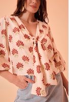 02100016_0020_1-BLUSA-FLOR-BATIK